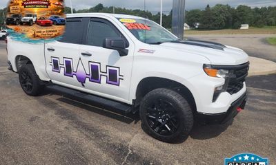 2023 Chevrolet Silverado Trail Boss Custom