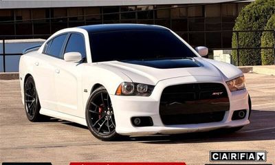 2013 Dodge Charger SRT8