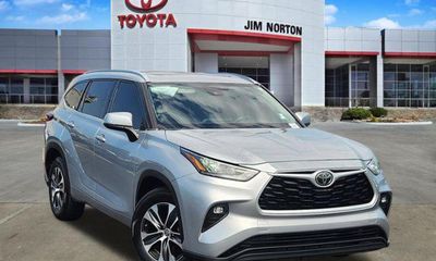 2020 Toyota Highlander XLE NAV