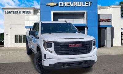 2025 GMC Sierra SLT