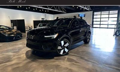 2023 Volvo C40 Plus Dark