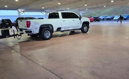 2023 Chevrolet Silverado HD High Country