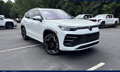 2026 Volkswagen Tiguan 4MOTION SEL