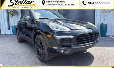 2017 Porsche Cayenne Platinum