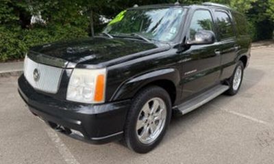 2005 Cadillac Escalade Luxury