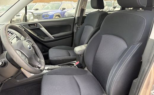 2016 Subaru Forester Premium ES