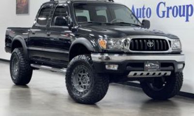 2004 Toyota Tacoma Deluxe