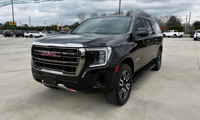 2021 GMC Yukon XL AT4