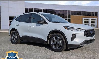 2025 Ford Escape ST Line