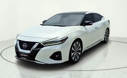 2023 Nissan Maxima