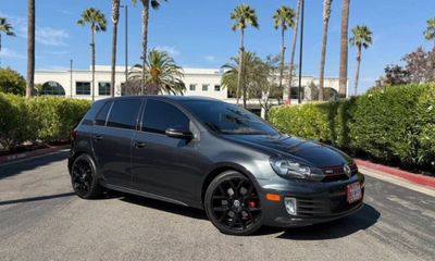 2013 Volkswagen GTI 20T Wolfsburg Edition