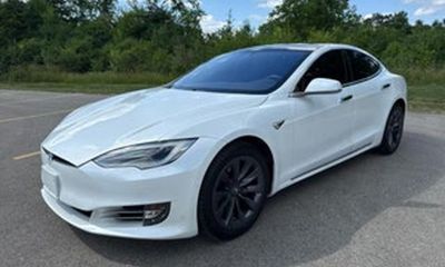 2020 Tesla Model S Long Range