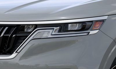2024 Kia Carnival EX