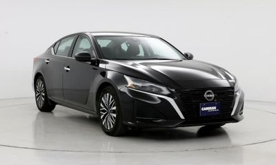2024 Nissan Altima SV