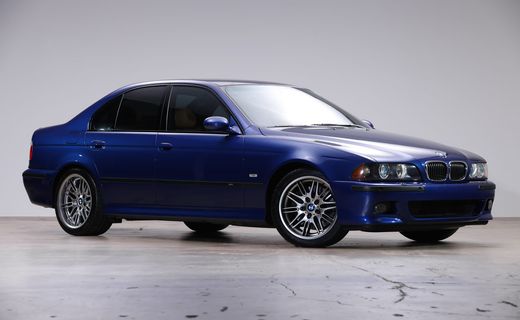 2002 BMW M5