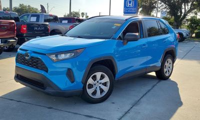 2019 Toyota RAV4 LE