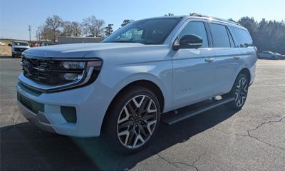 2026 Ford Expedition Platinum