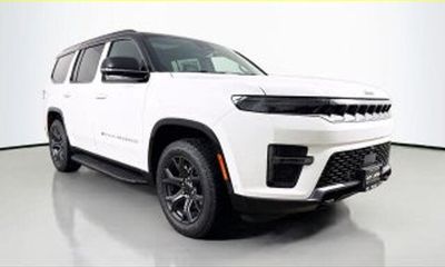 2026 Jeep Grand Wagoneer Base