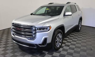 2020 GMC Acadia SLT