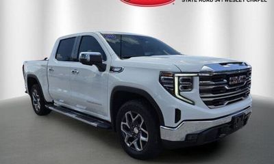 2025 GMC Sierra SLT