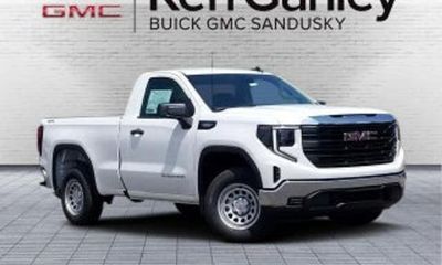 2026 GMC Sierra SLE