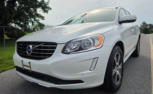 2015 Volvo XC60 Premier R