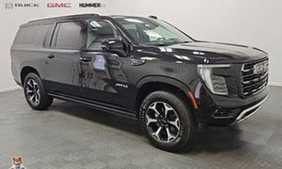 2025 GMC Yukon XL AT4