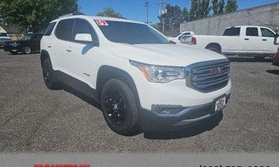 2019 GMC Acadia SLT 1