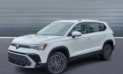 2026 Volkswagen Taos SE
