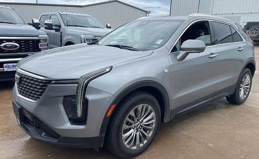 2025 Cadillac XT4 Premium Luxury