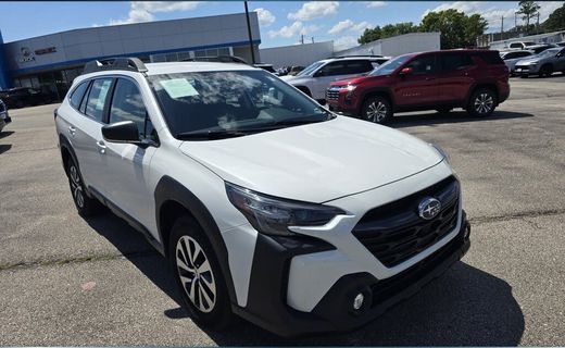2025 Subaru Outback Base