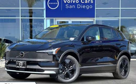 2026 Volvo EX30 CC Ultra