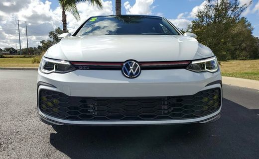 2022 Volkswagen Golf GTI SE