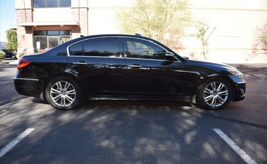 2013 Hyundai Genesis