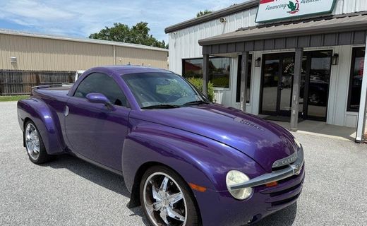 2004 Chevrolet SSR LS