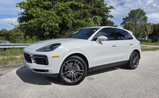 2022 Porsche Cayenne S