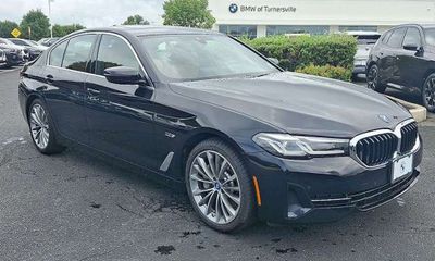 2023 BMW 530e 530XE