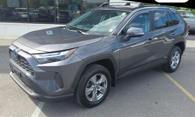 2023 Toyota RAV4 XLE
