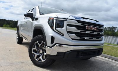 2022 GMC Sierra SLE