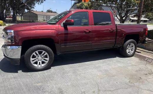2018 Chevrolet Silverado LT