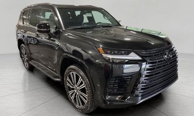 2026 Lexus LX 700H Luxury