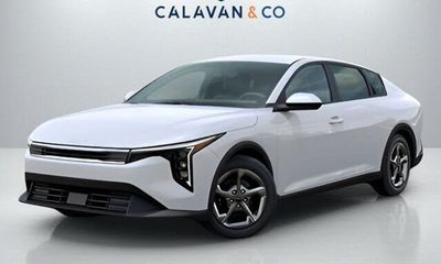 2026 Kia K4