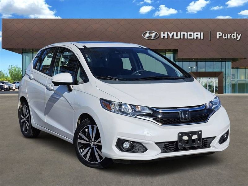 2019 Honda FIT — a typically priced live listing