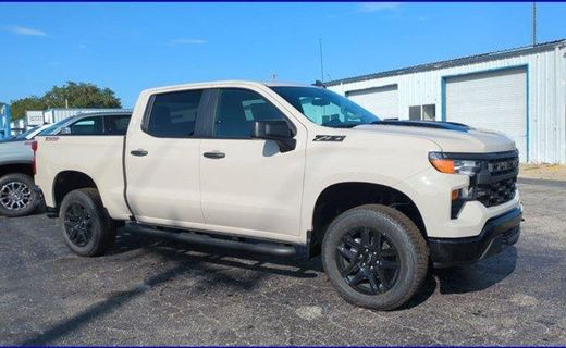 2026 Chevrolet Silverado Trail Boss Custom