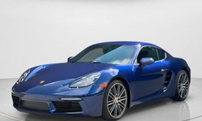 2024 Porsche 718 Cayman Style Edition