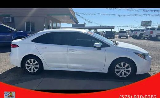 2022 Toyota Corolla LE