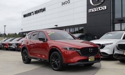 2024 Mazda CX-5 Premium Package