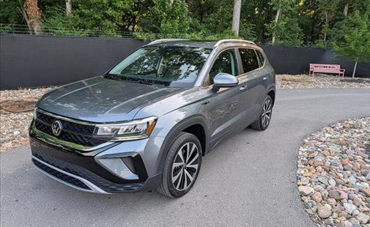 2023 Volkswagen Taos SE