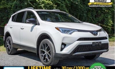 2017 Toyota RAV4 SE