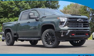 2026 Chevrolet Silverado HD LT